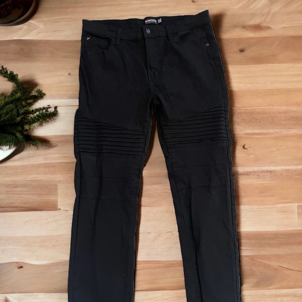 Men’s size 36x30 New Black Moto Skinny Jeans